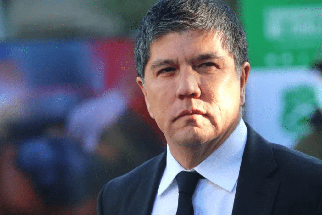 Fotografía de Manuel Monsalve cuando era subsecretario